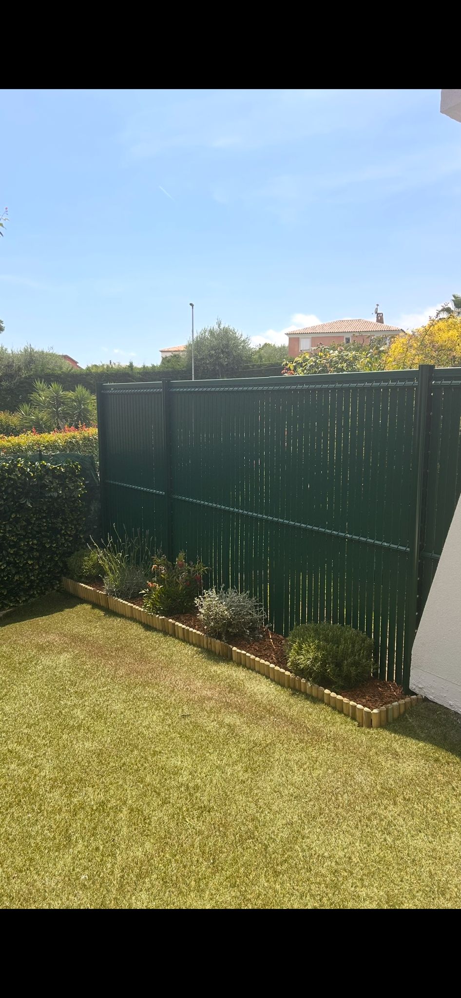 Après : Jardin aménagé